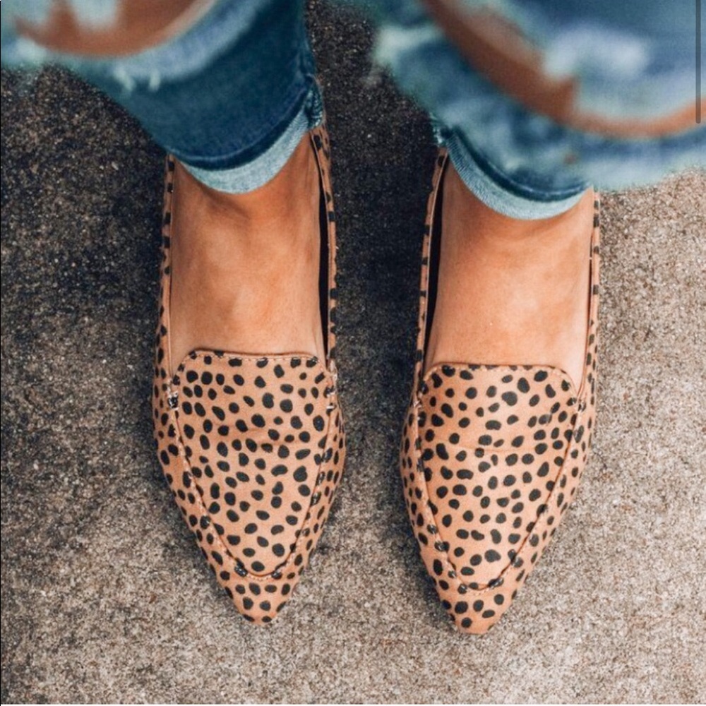 1 Left 5⭐️/ELLE/ Cheetah Leopard Slip On Flat Shoe - Picture 8 of 8
